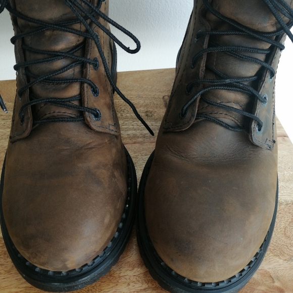 Red Wing boots - Picture 4 of 13